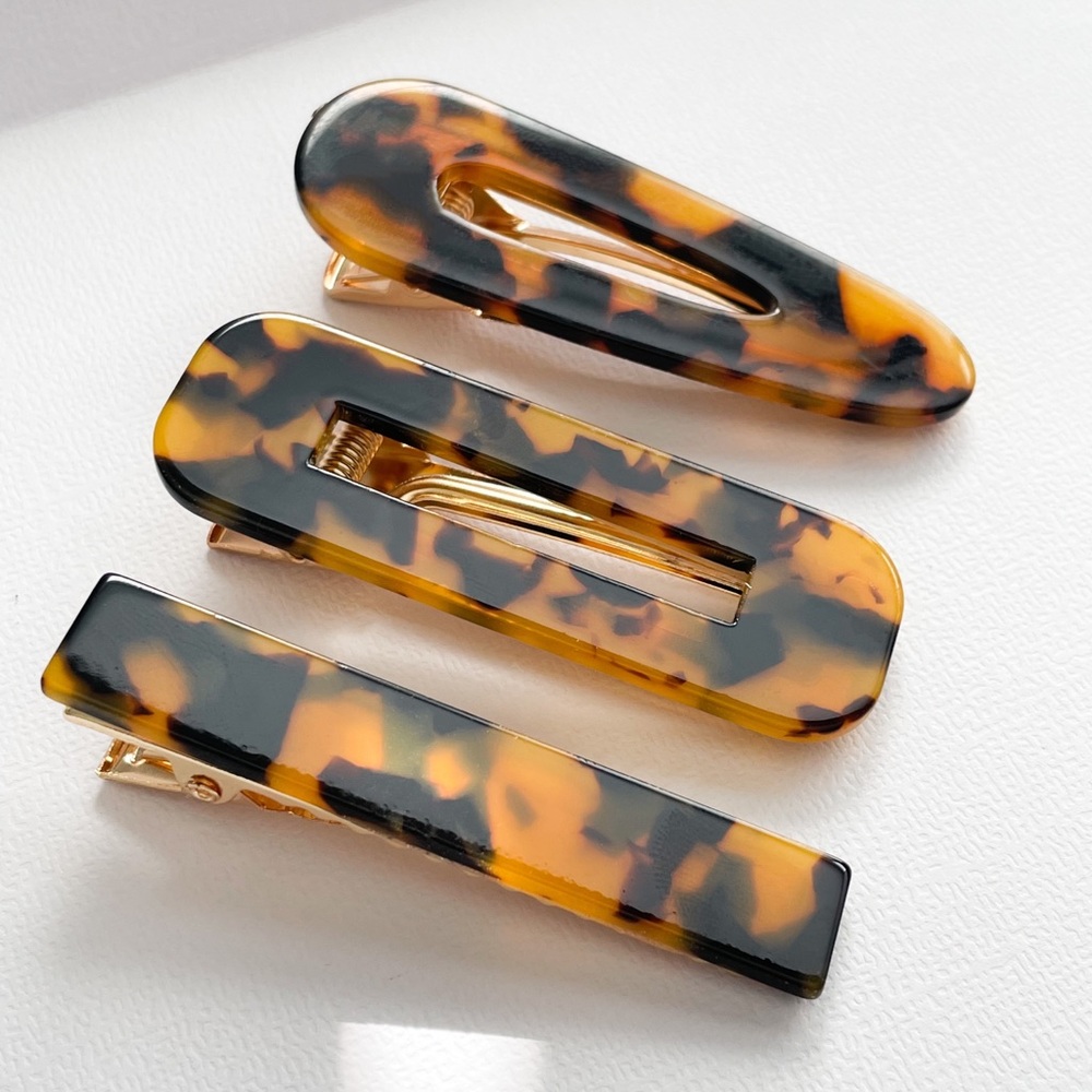 BRAND NEW Tortoise Hair Clips